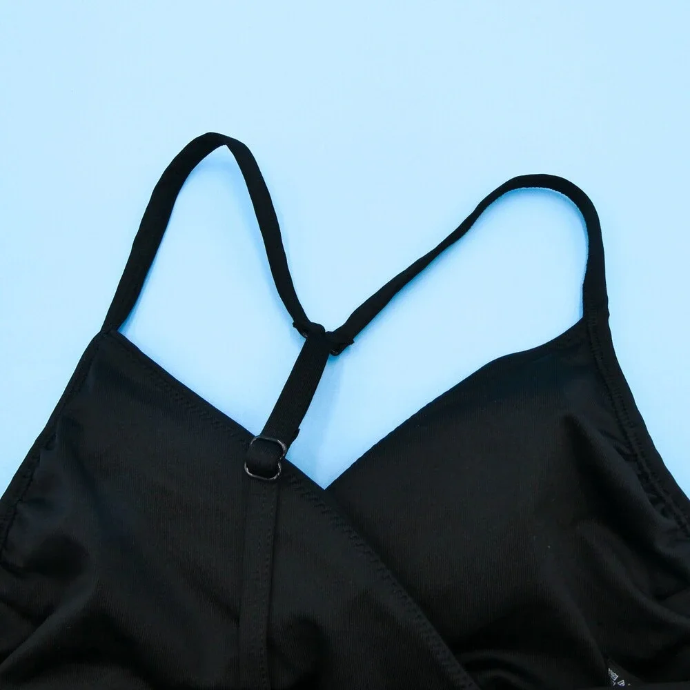 Victorias Secret Large Black Sports Bra‎ Wrap Racerback Ultimate Lightly Lined